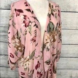 Lularoe *NWT Floral Shirley
